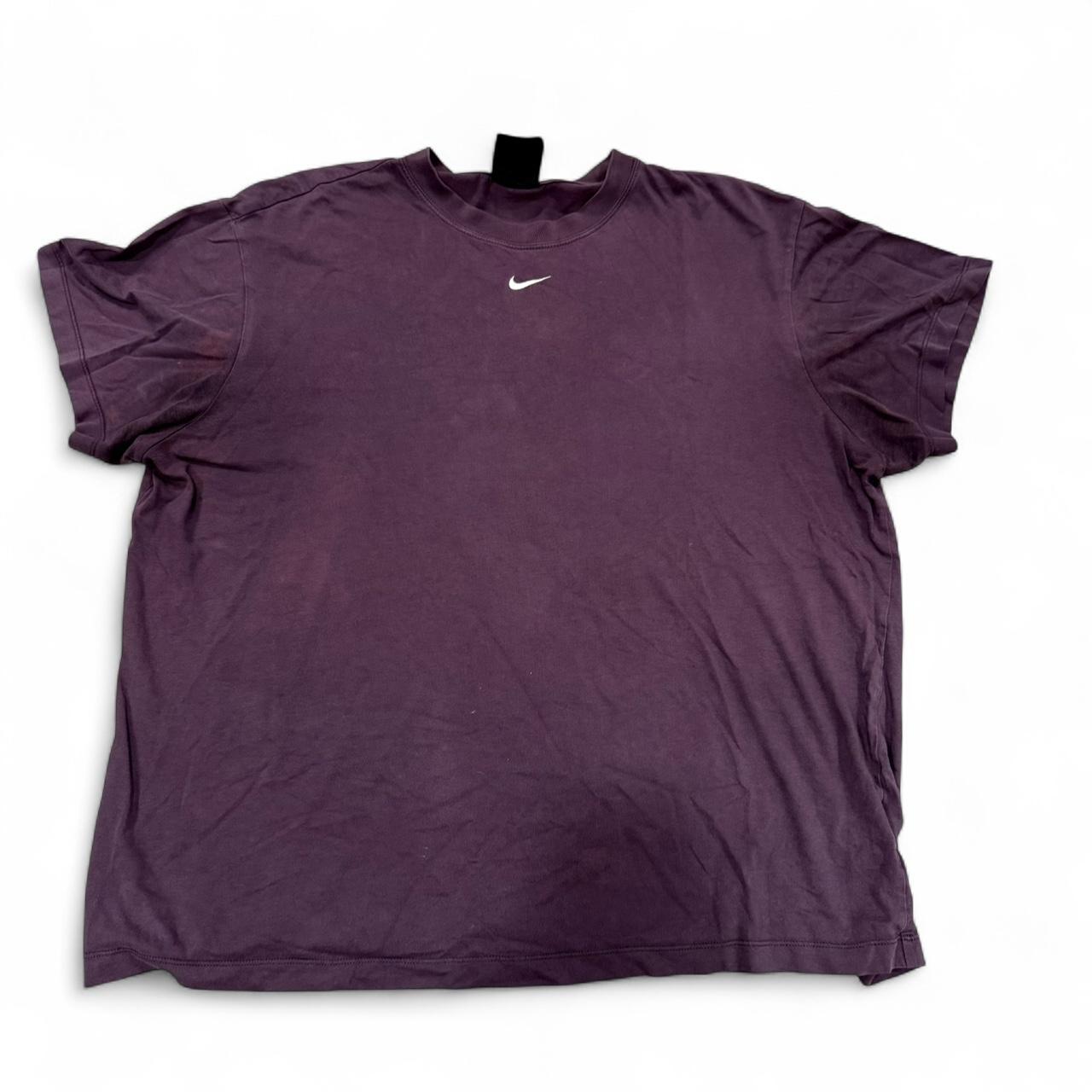 Nike Men's purple burgundy T-shirts